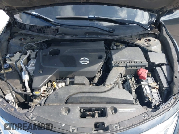 2013 Nissan Altima SV with VIN 1N4AL3APXDC253975, listed as a IAAI auction lot 42112765 with 169,825 mi miles and . Bid and sale history available at carsss.com. Image 10.