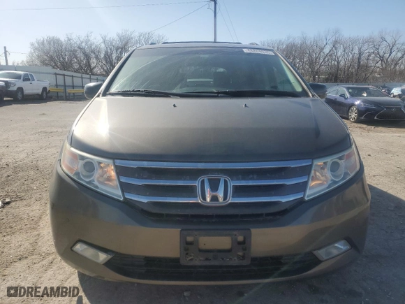 2013 Honda Odyssey Touring with VIN 5FNRL5H97DB025452, listed as a Copart auction lot 48868935 with 172,319 mi miles and Clean Title. Bid and sale history available at carsss.com. Image 5.