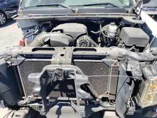 2010 GMC Sierra 1500 with VIN 1GTSCUEA2AZ146485, listed as a Copart auction lot 67342624 with 370,630 mi miles and Salvage Title. Bid and sale history available at DreamBid. Image 11.