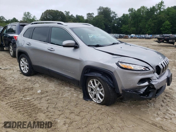 2017 Jeep Cherokee Latitude с VIN 1C4PJMCS4HW582676, выставлен на аукционе Copart как лот 60872455 с пробегом 56 223 миль миль и Списание • Salvage title. История ставок и продаж доступна на DreamBid. Изображение 4.