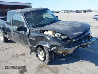 1999 Ford Ranger XL with VIN 1FTZR15V1XPA38040, listed as a IAAI auction lot 41762424 with 208,473 mi miles. Bid and sale history available at carsss.com. Image 1.
