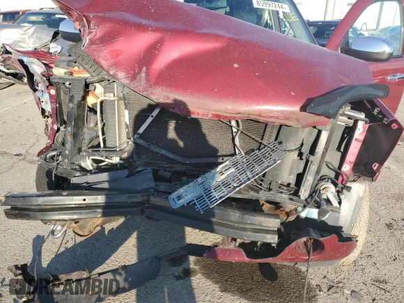 2009 GMC Yukon SLT w/4SA with VIN 1GKFK330X9R207168, listed as a Copart auction lot 85997244 with 123,227 mi miles and Salvage Title. Bid and sale history available at carsss.com. Image 13.