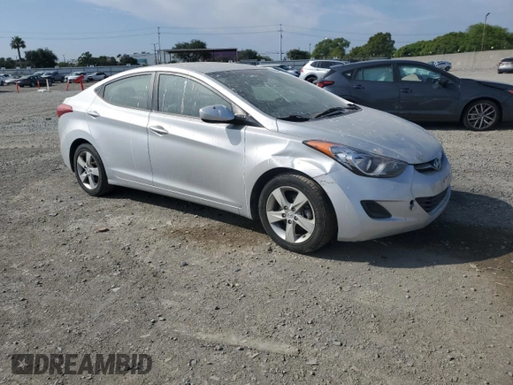 2013 Hyundai Elantra GLS с VIN KMHDH4AE9DU726235, выставлен на аукционе Copart как лот 59017135 с пробегом Не указан миль и Списание • Salvage title. История ставок и продаж доступна на DreamBid. Изображение 4.