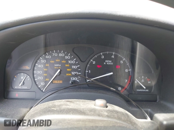 2002 Saturn SL z VIN 1G8ZK52772Z218812, wystawiony jako IAAI lot #42763871 z przebiegiem 86 338 mil mil oraz . Historia ofert i sprzedaży dostępna na DreamBid. Obrazek 7.