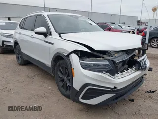 2023 Volkswagen Tiguan SE with VIN 3VVNB7AX8PM099759, listed as a IAAI auction lot 41340885 with 28,562 mi miles and . Bid and sale history available at DreamBid. Image 1.