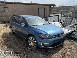 2015 Volkswagen Golf SEL Premium z VIN WVWPP7AU9FW901717, wystawiony jako Copart lot #49480765 z przebiegiem Nie podano mil oraz Czysty tytuł • Clean title. Historia ofert i sprzedaży dostępna na DreamBid. Obrazek 1.