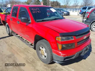 2005 Chevrolet Colorado 1SF LS Z71 with VIN 1GCDT136058133302, listed as a IAAI auction lot 41692590 with 167,071 mi miles. Bid and sale history available at carsss.com. Image 1.