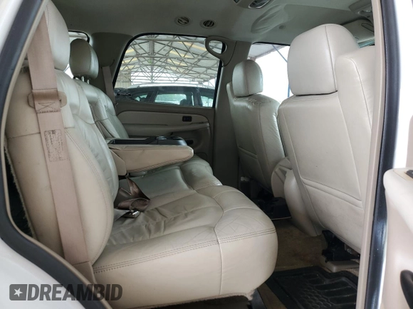 2001 Chevrolet Tahoe LT with VIN 1GNEC13T81R109884, listed as a Copart auction lot 54347275 with 180,735 mi miles and Clean title. Bid and sale history available at DreamBid. Image 11.