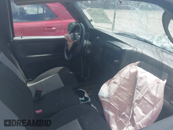 2005 Ford Ranger XL with VIN 1FTYR10D55PA57018, listed as a IAAI auction lot 42118928 with 118,086 mi miles and . Bid and sale history available at DreamBid. Image 5.