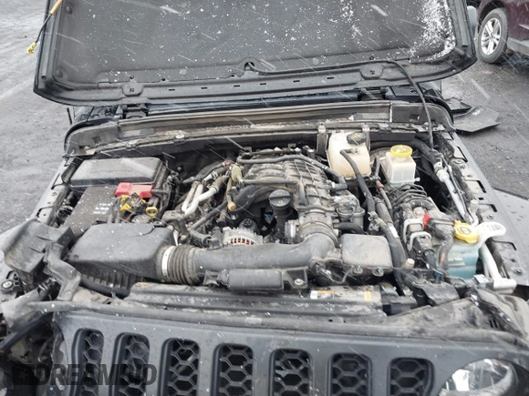 2022 Jeep Gladiator Texas Trail with VIN 1C6HJTAG1NL102451, listed as a IAAI auction lot 40969999 with 69,797 mi miles. Bid and sale history available at carsss.com. Image 10.