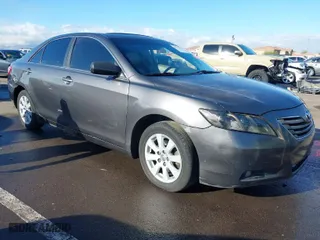 2007 Toyota Camry CE with VIN JTNBE46K673034734, listed as a IAAI auction lot 41775164 with 281,893 mi miles. Bid and sale history available at carsss.com. Image 1.
