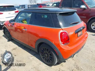 2019 MINI Hardtop Cooper with VIN WMWXP5C5XK2H32139, listed as a IAAI auction lot 41758248 with 1,136 mi miles and . Bid and sale history available at DreamBid. Image 3.