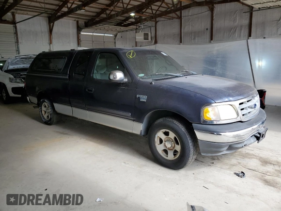 2002 Ford F-150 XL with VIN 1FTRX17W72NA16561, listed as a Copart auction lot 50938395 with 160,088 mi miles and Clean Title. Bid and sale history available at carsss.com. Image 4.