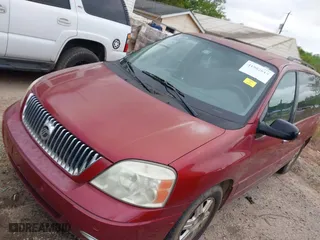 2004 Mercury Monterey Convenience with VIN 2MRDA202X4BJ00247, listed as a IAAI auction lot 41982615 with 105,764 mi miles. Bid and sale history available at carsss.com. Image 2.