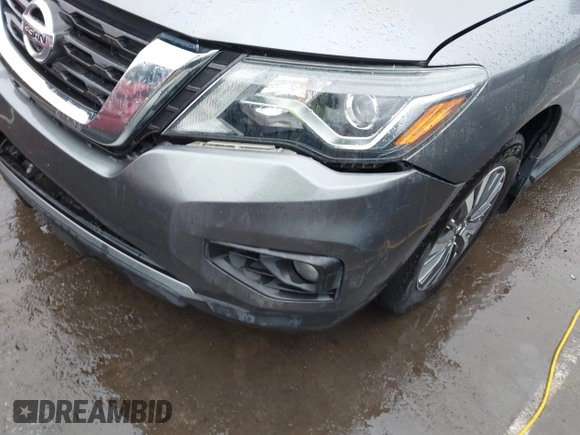 2017 Nissan Pathfinder SV with VIN 5N1DR2MM9HC606595, listed as a IAAI auction lot 41768647 with 144,724 mi miles. Bid and sale history available at carsss.com. Image 17.