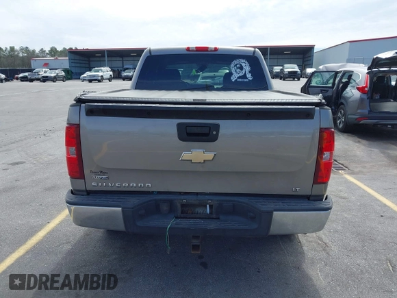2009 Chevrolet Silverado 1500 LT with VIN 3GCEK23369G106088, listed as a IAAI auction lot 41699535 with 270,526 mi miles and . Bid and sale history available at DreamBid. Image 16.