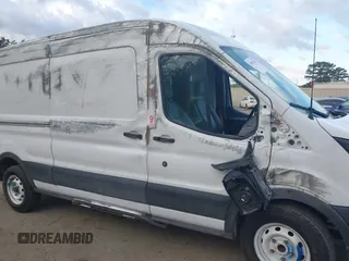 2019 Ford Transit with VIN 1FTYE2CM3KKB32479, listed as a IAAI auction lot 39073951 with Not Provided miles. Bid and sale history available at carsss.com. Image 6.