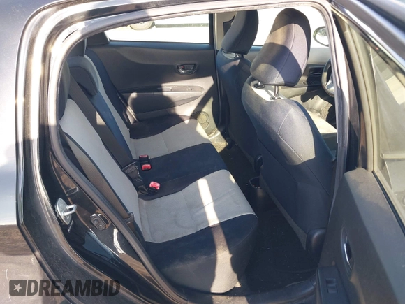 2013 Toyota Yaris L with VIN JTDKTUD35DD548148, listed as a IAAI auction lot 41939847 with 336,231 mi miles. Bid and sale history available at carsss.com. Image 8.
