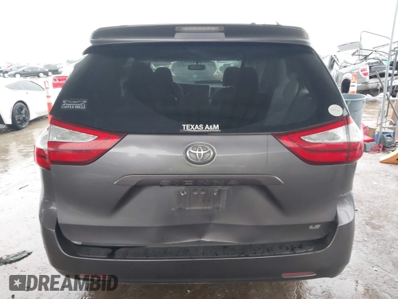 2016 Toyota Sienna LE AAS z VIN 5TDKK3DC9GS694686, wystawiony jako IAAI lot #42374687 z przebiegiem 192 571 mil mil oraz . Historia ofert i sprzedaży dostępna na DreamBid. Obrazek 16.