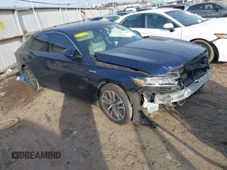 2019 Honda Accord с VIN 1HGCV3F18KA017689, выставлен на аукционе IAAI как лот 41030081 с пробегом 122 290 миль миль и . История ставок и продаж доступна на DreamBid. Изображение 1.