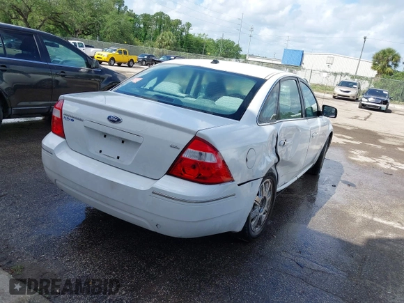 2007 Ford Five Hundred SEL z VIN 1FAHP24107G144667, wystawiony jako IAAI lot #41606069 z przebiegiem Nie podano mil oraz . Historia ofert i sprzedaży dostępna na DreamBid. Obrazek 4.