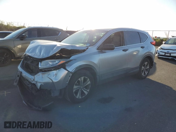 2018 Honda CR-V LX z VIN 2HKRW6H3XJH203604, wystawiony jako Copart lot #89002705 z przebiegiem 77 628 mil mil oraz Szkoda całkowita • Salvage title. Historia ofert i sprzedaży dostępna na DreamBid. Obrazek 1.