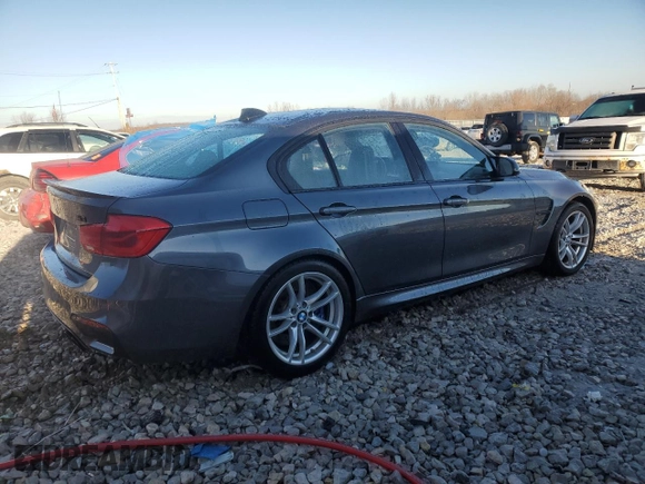 2018 BMW M3 z VIN WBS8M9C56J5L00657, wystawiony jako Copart lot #50496435 z przebiegiem 49 925 mil mil oraz Tytuł czysty. Historia ofert i sprzedaży dostępna na DreamBid. Obrazek 3.