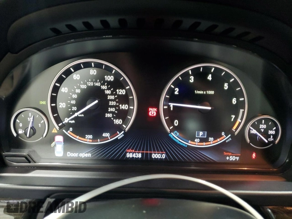 2014 BMW 5 Series 535i xDrive с VIN WBA5B3C55ED293156, выставлен на аукционе Copart как лот 57638825 с пробегом 98 438 миль миль и Списание • Salvage title. История ставок и продаж доступна на DreamBid. Изображение 9.