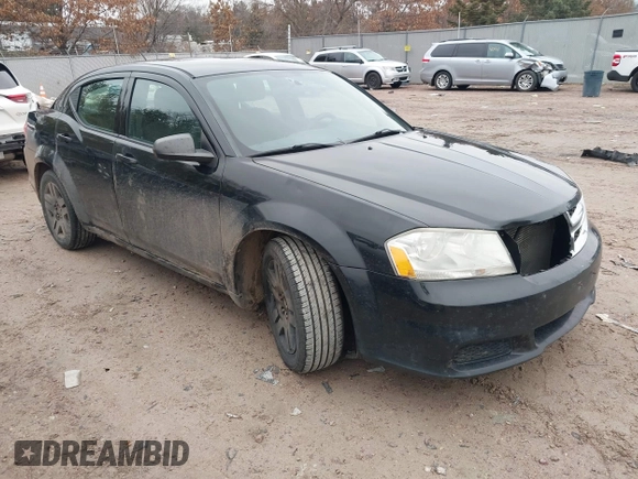2014 Dodge Avenger SE z VIN 1C3CDZAB0EN147858, wystawiony jako IAAI lot #41683890 z przebiegiem 249 182 mil mil oraz . Historia ofert i sprzedaży dostępna na DreamBid. Obrazek 1.