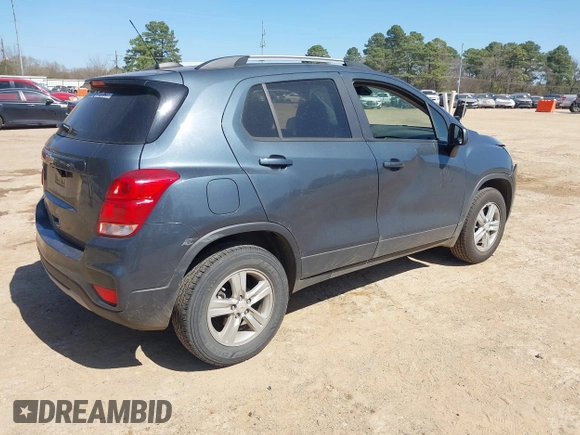 2021 Chevrolet Trax LT with VIN KL7CJPSB3MB323158, listed as a IAAI auction lot 41743200 with 91,229 mi miles. Bid and sale history available at carsss.com. Image 4.