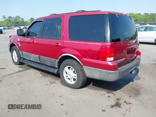 2004 Ford Expedition Special Service with VIN 1FMPU16L24LB73500, listed as a IAAI auction lot 41928555 with 1 mi miles. Bid and sale history available at carsss.com. Image 3.