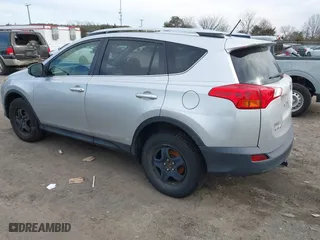 2014 Toyota RAV4 LE with VIN JTMBFREVXED062425, listed as a IAAI auction lot 41602971 with 180,960 mi miles. Bid and sale history available at carsss.com. Image 3.