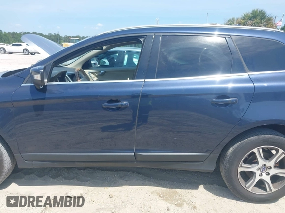 2013 Volvo XC60 T6 with VIN YV4902DZ0D2384896, listed as a IAAI auction lot 42156123 with 148,971 mi miles and . Bid and sale history available at DreamBid. Image 15.