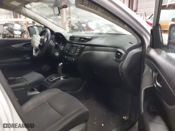 2018 Nissan Rogue Sport SV with VIN JN1BJ1CR7JW258538, listed as a IAAI auction lot 41835176 with 121,094 mi miles. Bid and sale history available at carsss.com. Image 5.
