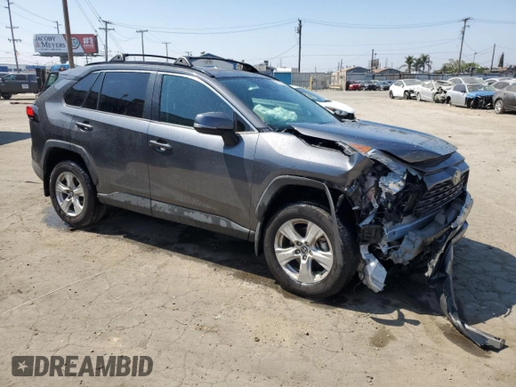 2020 Toyota RAV4 XLE with VIN 2T3W1RFV4LC044664, listed as a Copart auction lot 59163675 with 60,648 mi miles and Salvage title. Bid and sale history available at DreamBid. Image 4.