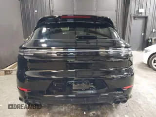 2024 Porsche Cayenne S с VIN WP1AL2AY3RDA32831, выставлен на аукционе IAAI как лот 40750798 с пробегом Не указан миль и . История ставок и продаж доступна на DreamBid. Изображение 16.