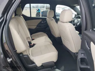 2022 Chevrolet Traverse LS with VIN 1GNERFKW5NJ119395, listed as a IAAI auction lot 41349157 with 52,406 mi miles. Bid and sale history available at carsss.com. Image 8.