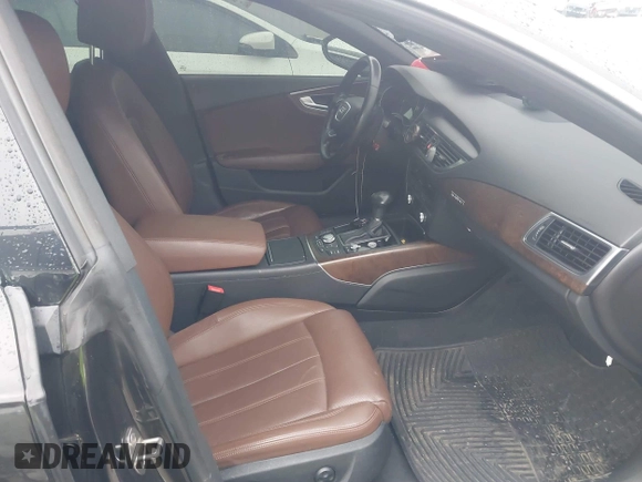 2013 Audi A7 3.0 Prestige with VIN WAU2GAFC4DN021984, listed as a IAAI auction lot 41687095 with 55,307 mi miles. Bid and sale history available at carsss.com. Image 5.