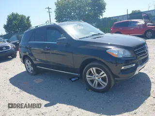 2015 Mercedes-Benz M 350 with VIN 4JGDA5HBXFA486817, listed as a IAAI auction lot 42557067 with Not provided miles and . Bid and sale history available at DreamBid. Image 1.
