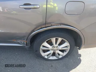 2011 Dodge Durango Heat with VIN 1D4RE3GG8BC733088, listed as a IAAI auction lot 40764161 with 149,846 mi miles. Bid and sale history available at carsss.com. Image 18.