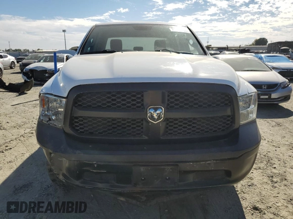 2015 Ram 1500 Tradesman z VIN 1C6RR7KM5FS547839, wystawiony jako Copart lot #77969884 z przebiegiem Nie podano mil oraz Szkoda całkowita • Salvage title. Historia ofert i sprzedaży dostępna na DreamBid. Obrazek 5.