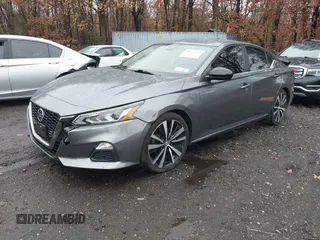 2020 Nissan Altima 2.5 SR with VIN 1N4BL4CV6LC259910, listed as a IAAI auction lot 40876729 with 68,363 mi miles. Bid and sale history available at carsss.com. Image 19.