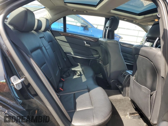 2014 Mercedes-Benz E 350 Luxury with VIN WDDHF8JB3EA910524, listed as a Copart auction lot 50233655 with 209,262 mi miles and Salvage Title. Bid and sale history available at DreamBid. Image 10.