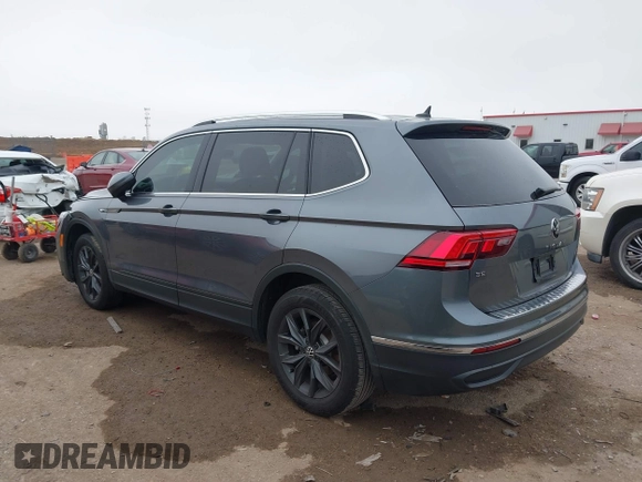 2024 Volkswagen Tiguan SE with VIN 3VV3B7AX2RM068498, listed as a IAAI auction lot 41531195 with 14,778 mi miles and . Bid and sale history available at DreamBid. Image 3.
