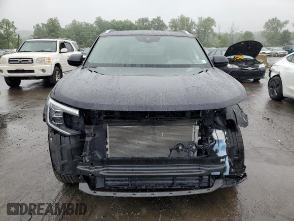 2024 Volkswagen Atlas SEL with VIN 1V2BE2CA2RC231602, listed as a Copart auction lot 59927465 with 16,022 mi miles and Salvage title. Bid and sale history available at DreamBid. Image 5.