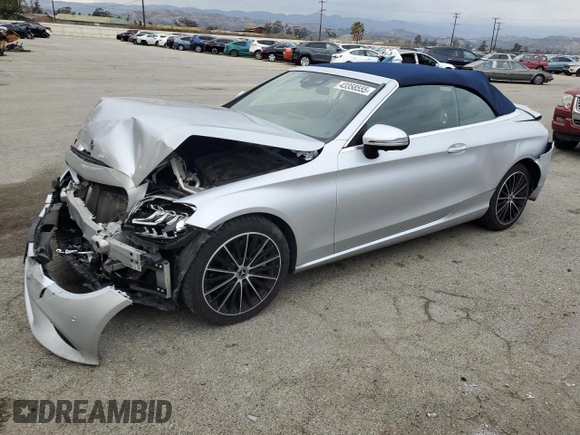 2019 Mercedes-Benz C 300 with VIN WDDWK8DB7KF927498, listed as a Copart auction lot 43358555 with 62,921 mi miles and Salvage Title. Bid and sale history available at carsss.com. Image 1.