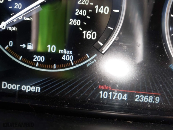 2014 BMW 6 Series 640i xDrive with VIN WBA6B8C58EDZ72405, listed as a IAAI auction lot 42076517 with 101,704 mi miles. Bid and sale history available at carsss.com. Image 15.