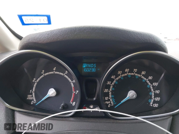 2018 Ford Fiesta SE z VIN 3FADP4BJ0JM139172, wystawiony jako IAAI lot #41212242 z przebiegiem 160 238 mil mil oraz . Historia ofert i sprzedaży dostępna na DreamBid. Obrazek 7.