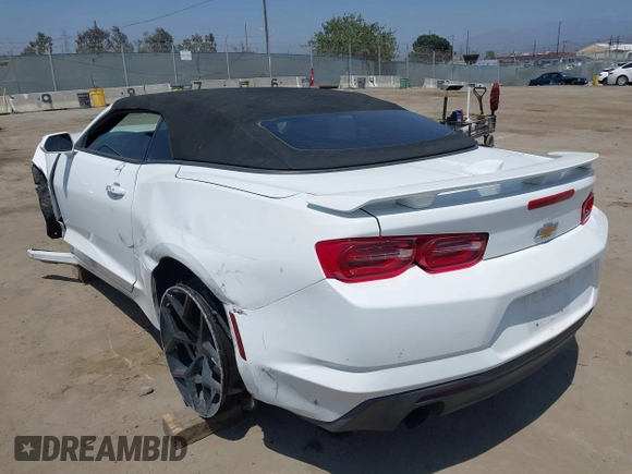2019 Chevrolet Camaro 1LT with VIN 1G1FB3DX9K0140041, listed as a IAAI auction lot 42799146 with 140,681 mi miles and . Bid and sale history available at DreamBid. Image 3.