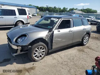 2017 MINI Clubman Cooper with VIN WMWLU1C3XH2F28772, listed as a Copart auction lot 55287104 with 40,188 mi miles and Salvage Title. Bid and sale history available at carsss.com. Image 1.